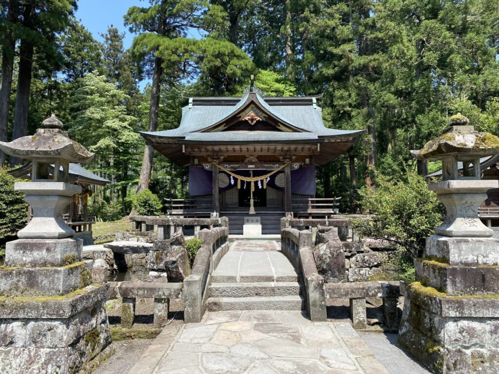 拝殿